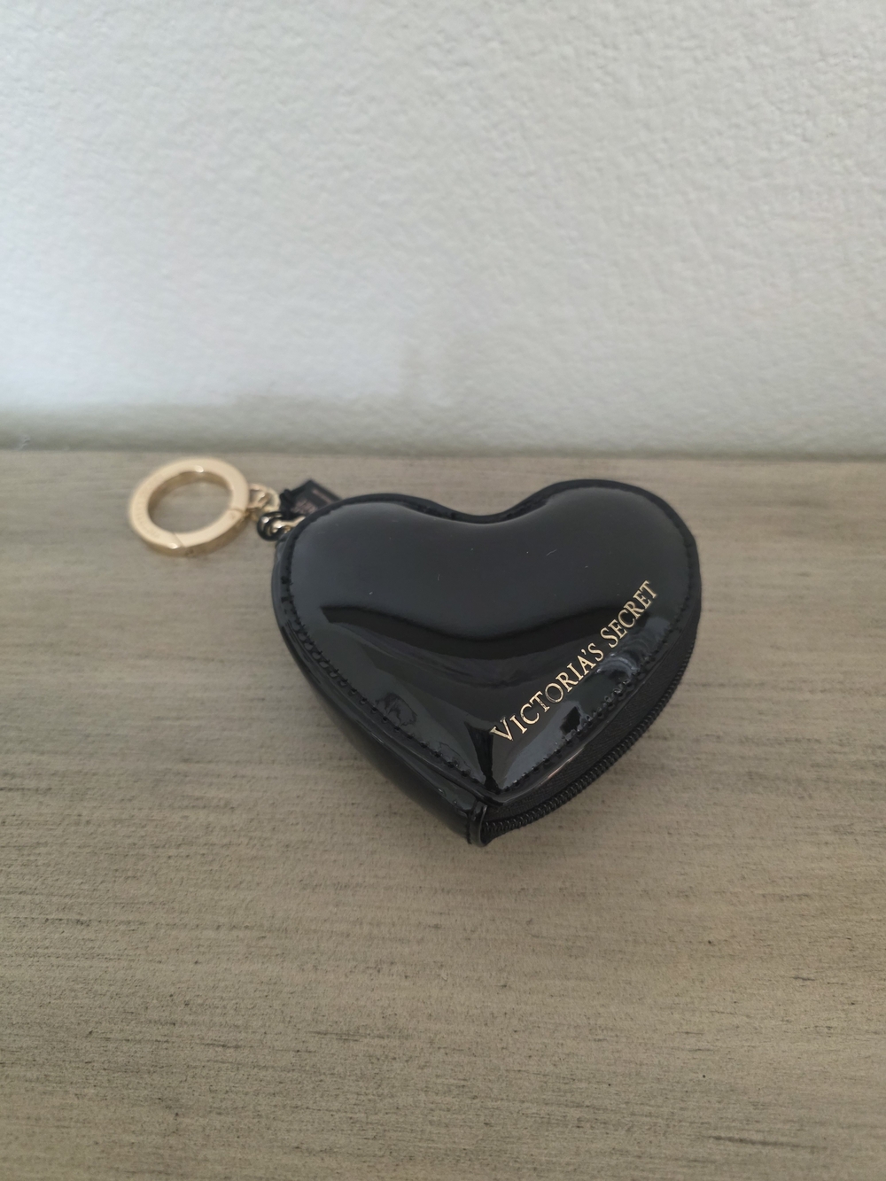 Victoria's Secret Black Patent Heart Keyring Coin Pouch with Gold Ring